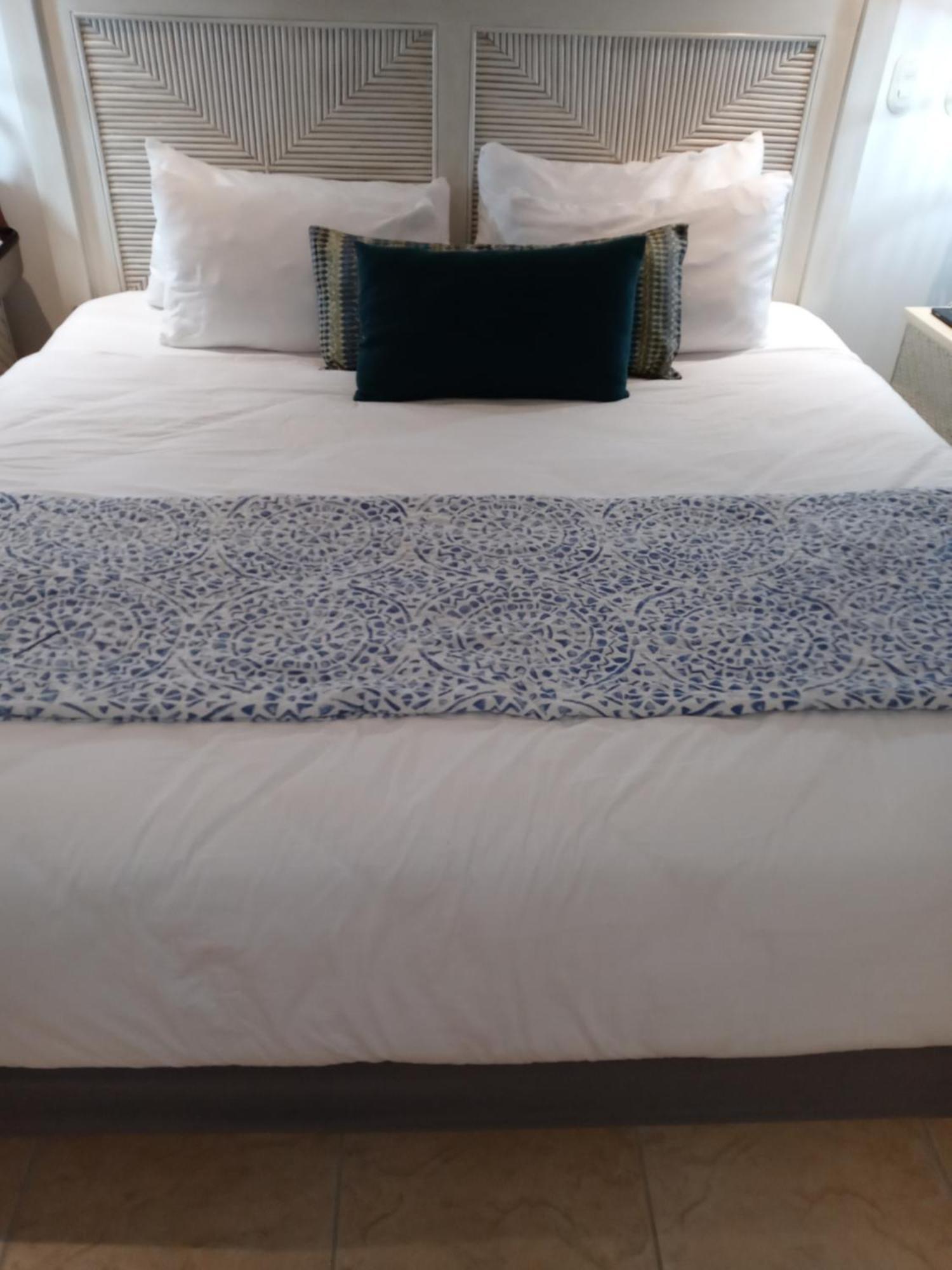 777J Beachfront Luxury Condo 3 Br/2.5Ba Near Sjo - Jaco Beach Room photo